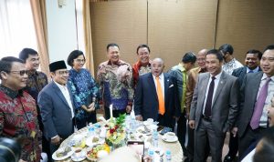 Ketua Fraksi PKB DPR Raih Gelar Doktor Ilmu Administrasi Publik