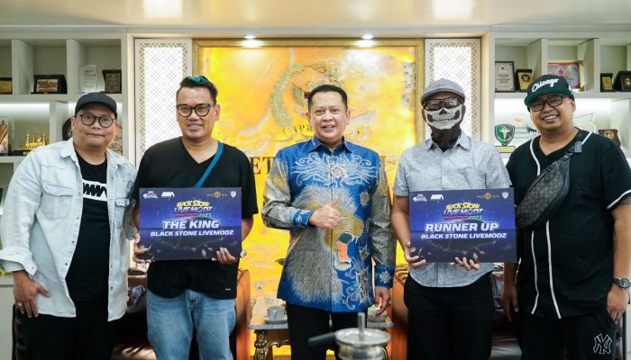 Bamsoet Serahkan Hadiah Juara IMX Black Stone Live Modz Challenge 2023