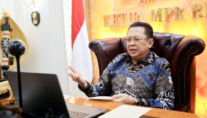 Pemerintah Diminta Mengkaji Besaran Penyesuaian Tarif KRL Jabodetabek
