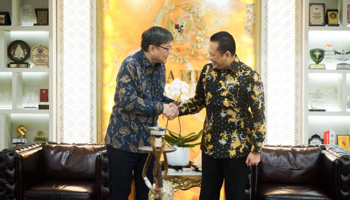 Ketua MPR Tegaskan Pemilu Telah Selesai dan Dorong Singapura Investasi di IKN