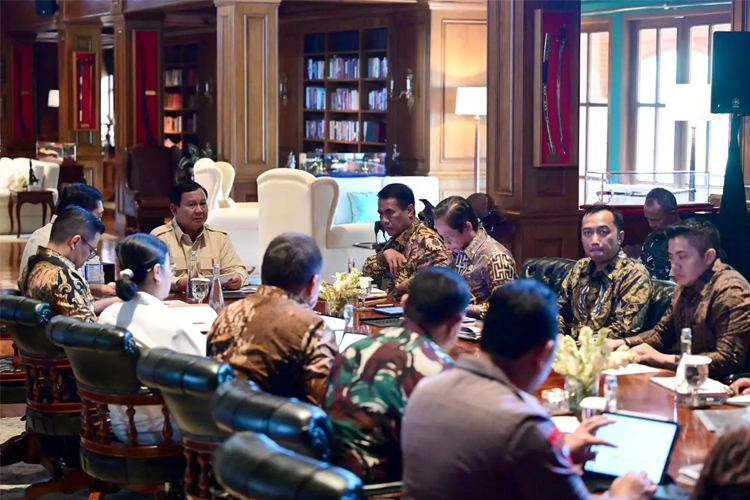Prabowo Subianto Gelar Rapat Terbatas Bahas Penataan Lahan Perkebunan Sawit
