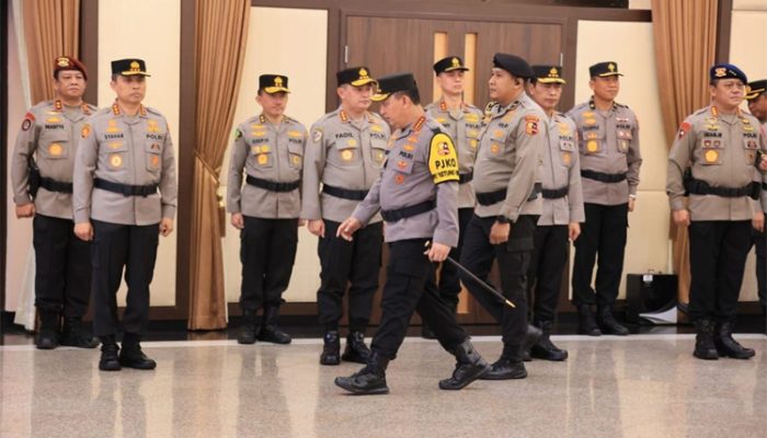 38 Perwira Tinggi Polri Naik Pangkat, Kapolri Tekankan Tanggung Jawab Baru