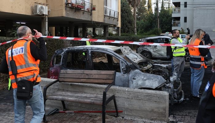Tel Aviv Membara: Rudal Iran Hantam Jantung Kota, 6 Orang Terluka