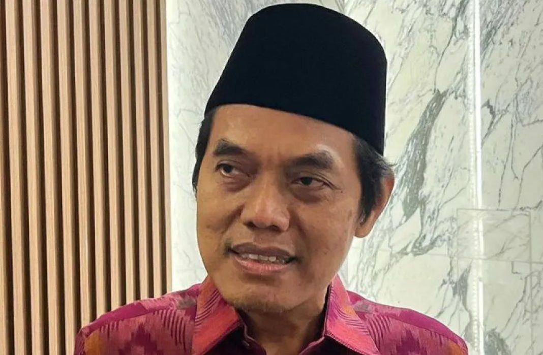 Wakil Ketua Komisi II DPR Zulfikar Arse Sadikin saat memberikan keterangan pers di Gedung Nusantara, Kompleks Parlemen Senayan.