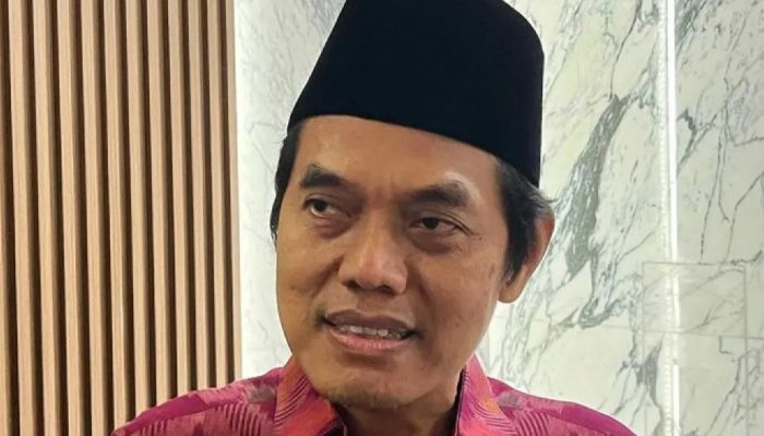 Wakil Ketua Komisi II DPR Zulfikar Arse Sadikin saat memberikan keterangan pers di Gedung Nusantara, Kompleks Parlemen Senayan.