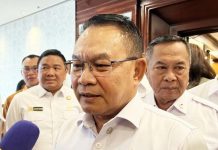 May Day 2026: Presiden Prabowo dan KSP Dudung Siap Serap Aspirasi Buruh di Monas Kepala Staf Kepresidenan Dudung Abdurachman saat memberikan keterangan mengenai persiapan pengamanan dan serap aspirasi Hari Buruh 2026.