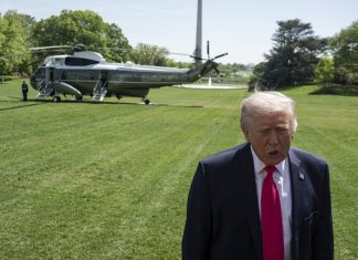 Trump Umumkan Gencatan Senjata Israel-Lebanon, Desak Hizbullah Akhiri Pertumpahan Darah Presiden AS Donald Trump memberikan pernyataan mengenai kesepakatan damai antara Lebanon dan Israel dari Gedung Putih.