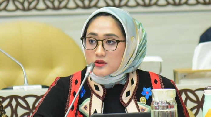 Dolar AS Ngamuk! Komisi IV DPR Peringatkan Dampak Ngeri Pelemahan Rupiah terhadap Harga Pangan Nasional