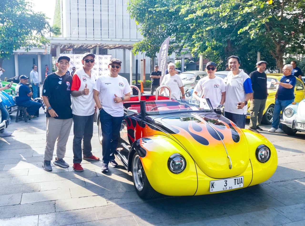 Kumpul Pemilik “VW Kodok” di Sarinah, Bamsoet Tegaskan Komunitas Otomotif Klasik Jadi Motor Penggerak Ekonomi Kreatif