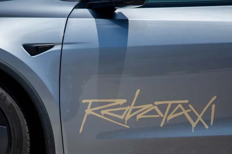 Izin Operasional Robotaxi di Las Vegas Disetujui: Peluang Ekonomi Digital dan Tantangan Perlindungan Tenaga Kerja Izin Operasional Robotaxi di Las Vegas Disetujui: Peluang Ekonomi Digital dan Tantangan Perlindungan Tenaga Kerja